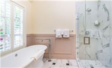 Superior Queen Guestroom Bath