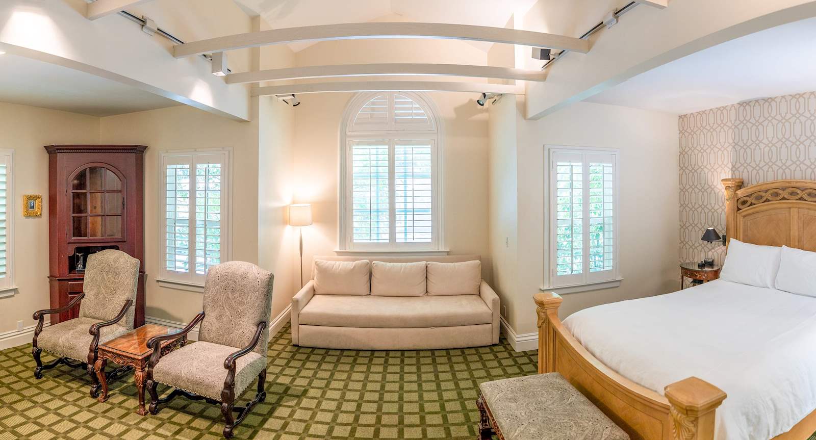 Rooms at The Bergson, California