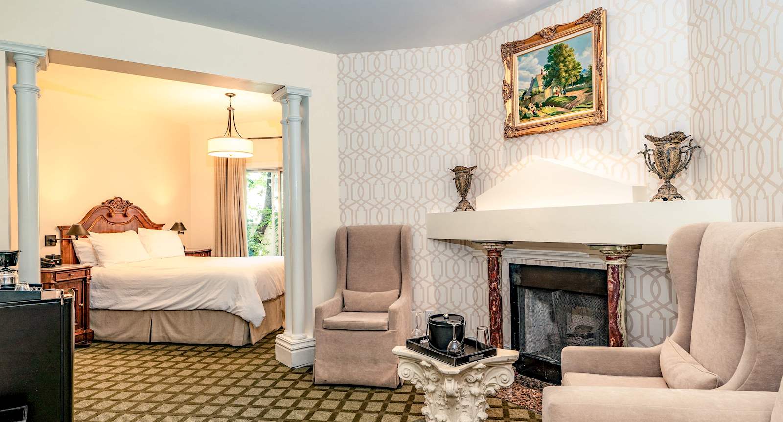 Rooms at The Bergson, California