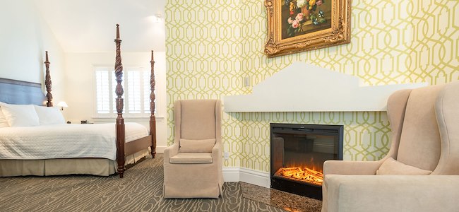 superior-queen-soaking-tub-guest-room